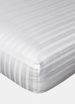 Coprimaterasso a righe in jacquard satin*Croff Clearance