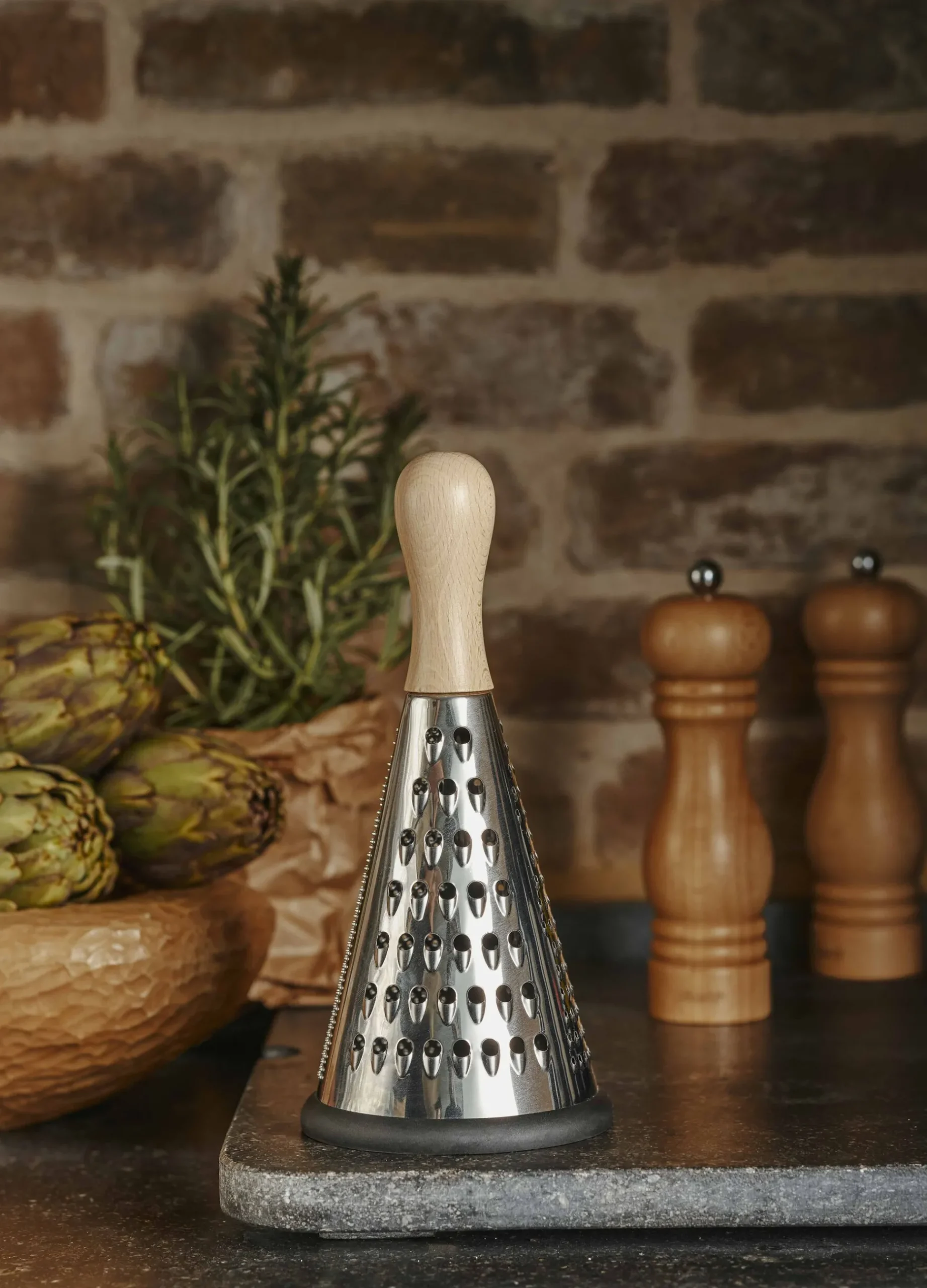 Grattugia conica in legno e acciaio inox Made in Italy*Croff Hot
