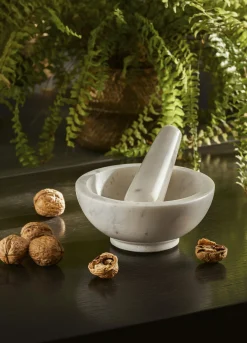 Mortaio e pestello in marmo*Croff Online