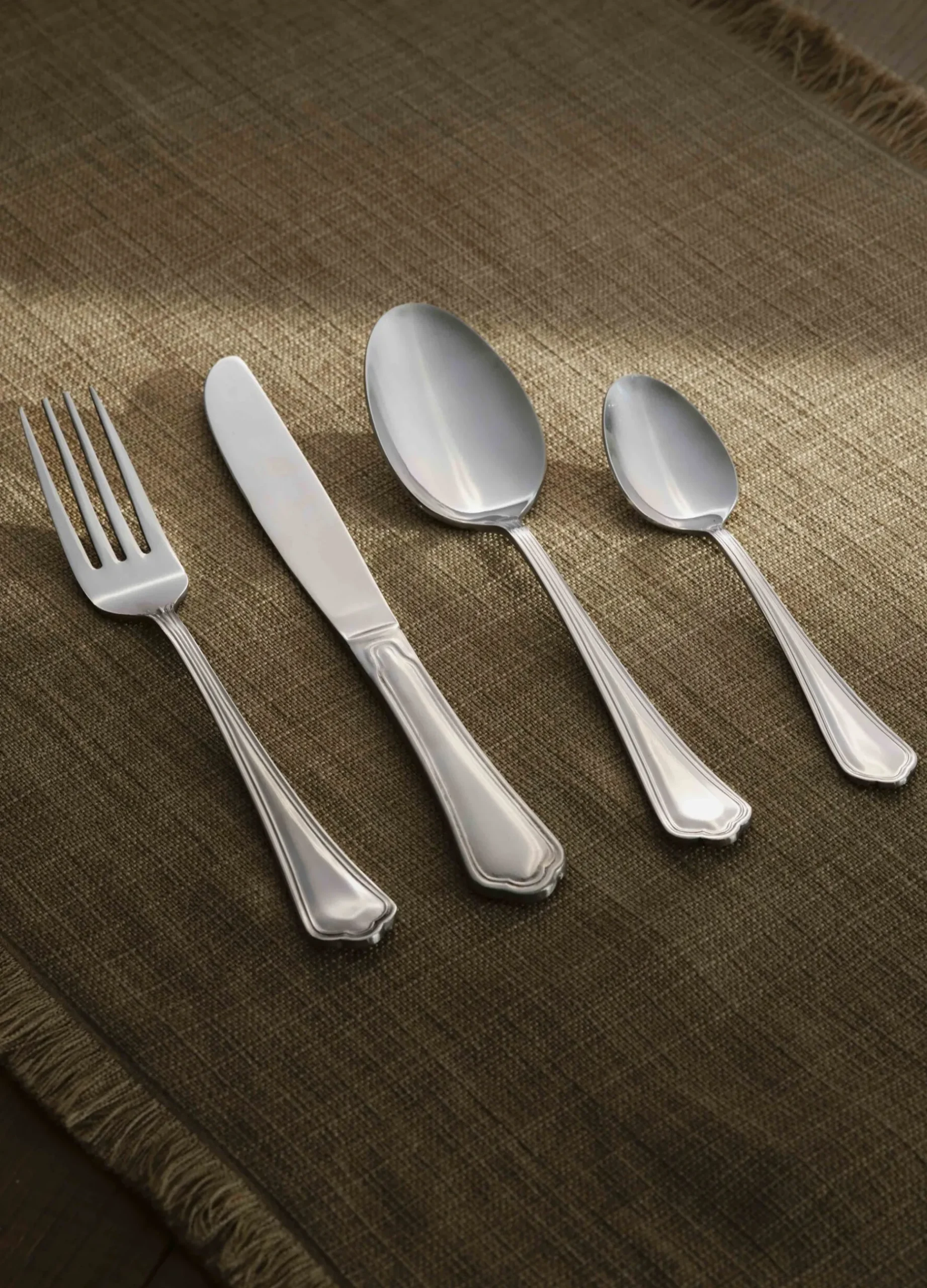 Set posate da 16 stile classico*Croff New